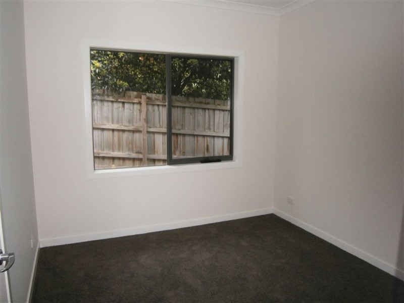 2/5 Langwarrin Crescent, Langwarrin VIC 3910