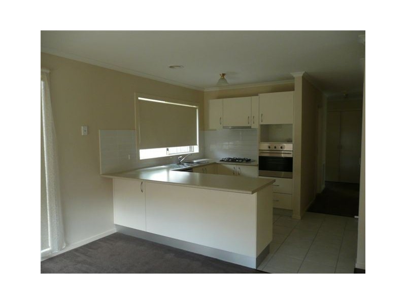 4/4 John Street, Langwarrin VIC 3910