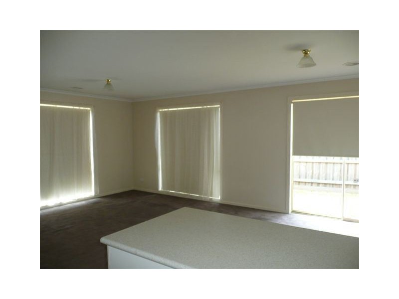 4/4 John Street, Langwarrin VIC 3910