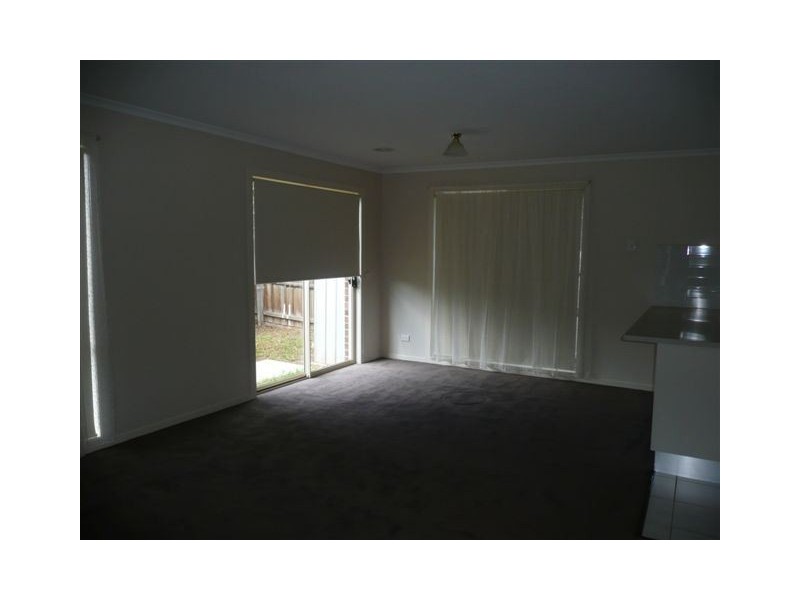 4/4 John Street, Langwarrin VIC 3910