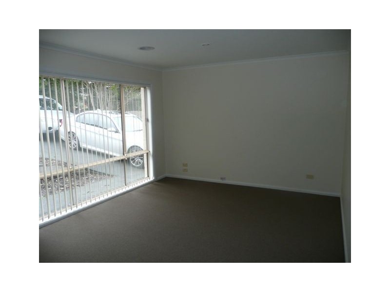 2/32 Southgateway, Langwarrin VIC 3910