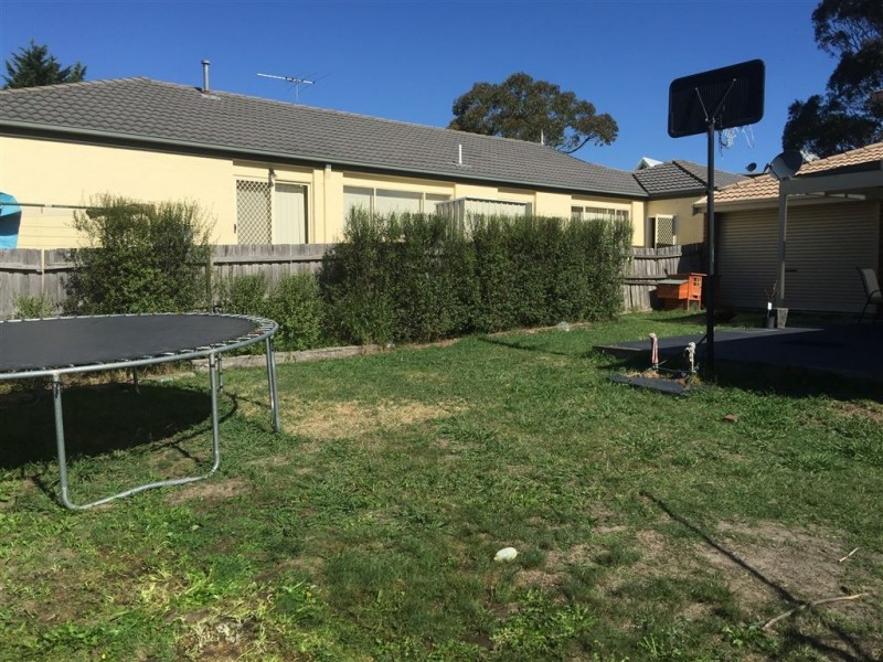 33 Monique Drive, Langwarrin VIC 3910