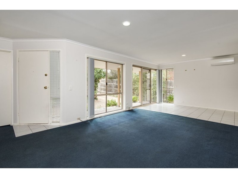 2/2 Alder Street, Langwarrin VIC 3910