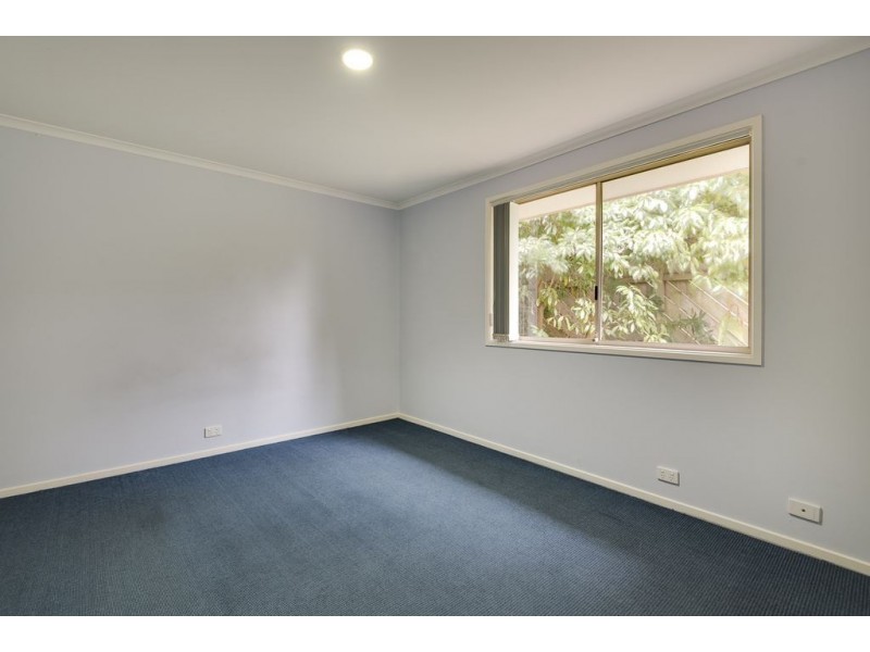 2/2 Alder Street, Langwarrin VIC 3910