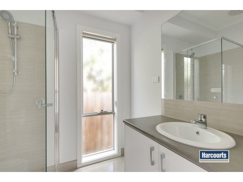 44b Burgess Drive, Langwarrin VIC 3910