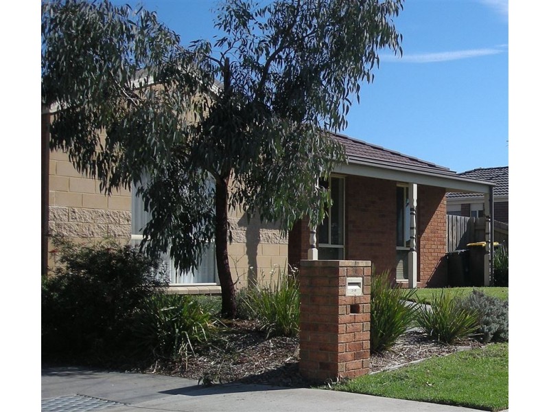 1/35 Potts Road, Langwarrin VIC 3910