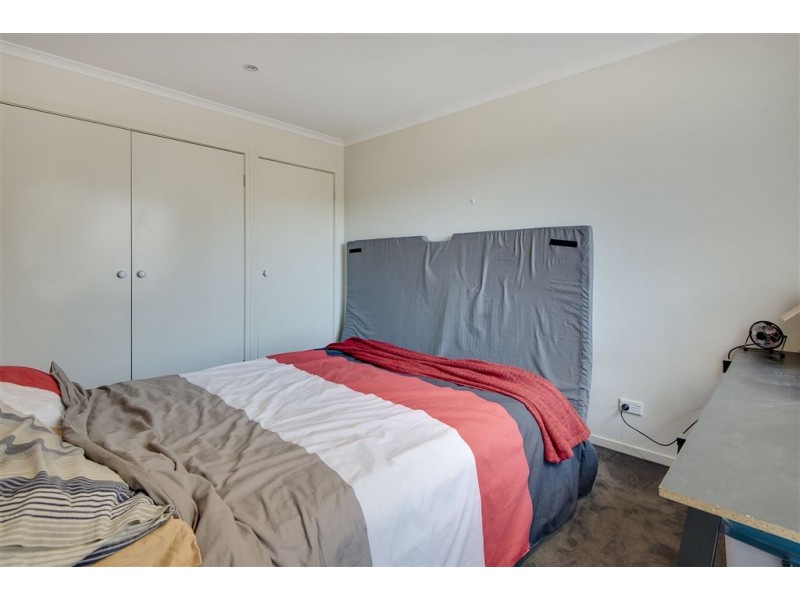 4/2 Edward Street, Langwarrin VIC 3910