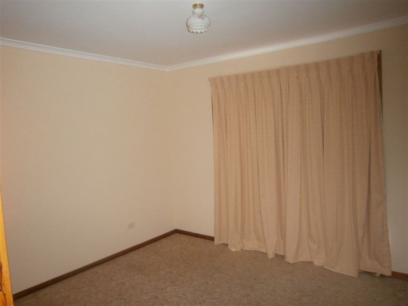 12 Julie Court, Langwarrin VIC 3910