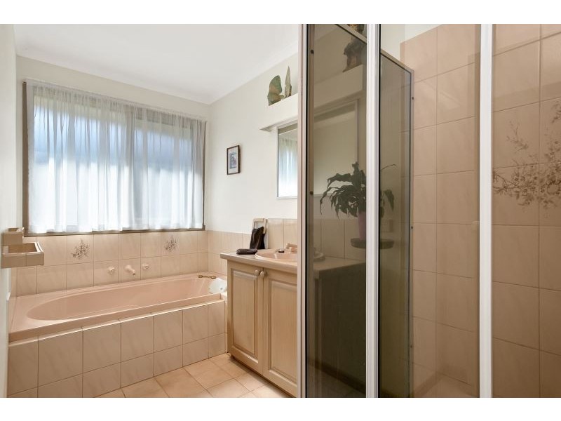 15 Birgita Court, Langwarrin VIC 3910