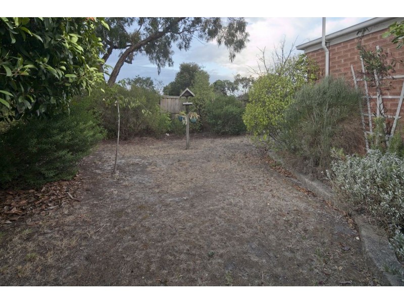 27 Beacon Drive, Langwarrin VIC 3910