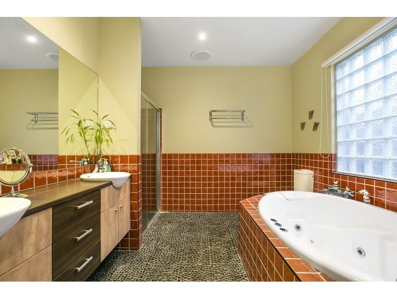 3 Hazeldene Place, Langwarrin VIC 3910