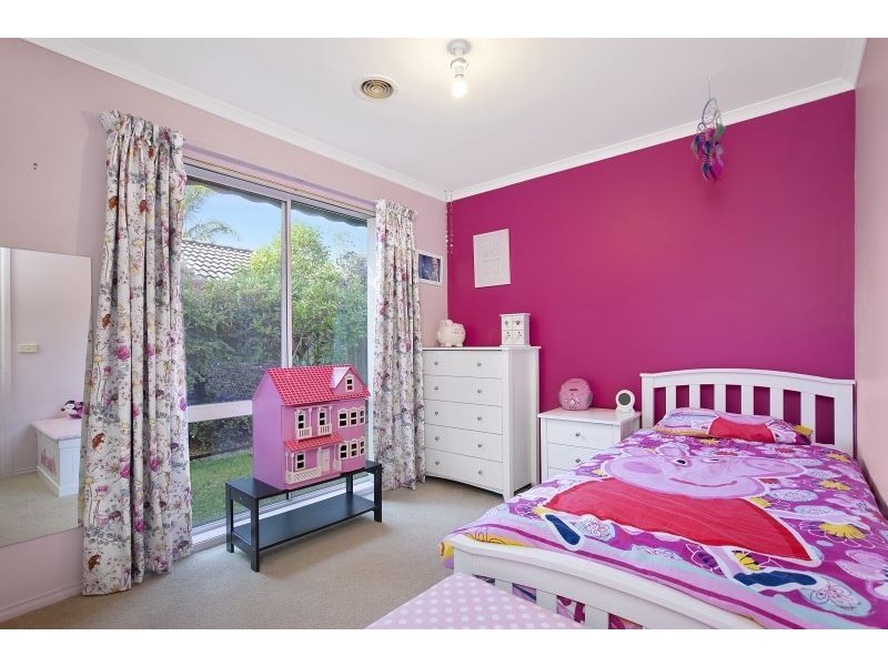 4 Theresa Avenue, Langwarrin VIC 3910