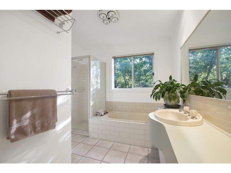 4 Theresa Avenue, Langwarrin VIC 3910