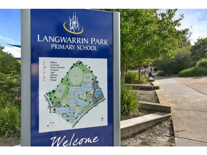 565 McClelland Drive, Langwarrin VIC 3910