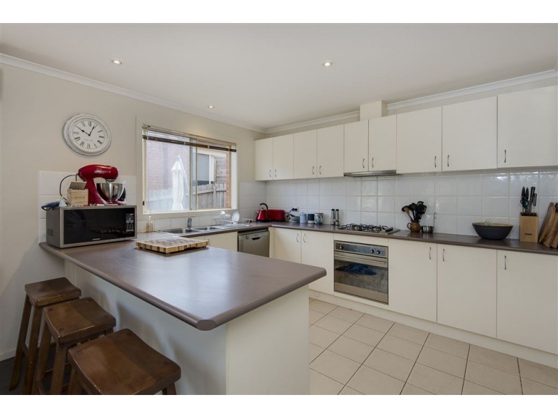 4/2 Edward Street, Langwarrin VIC 3910