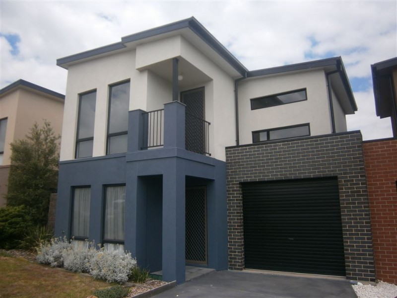 8a Protea Street, Carrum Downs VIC 3201