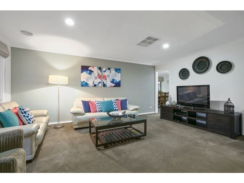 11 Hazeldene Place, Langwarrin VIC 3910