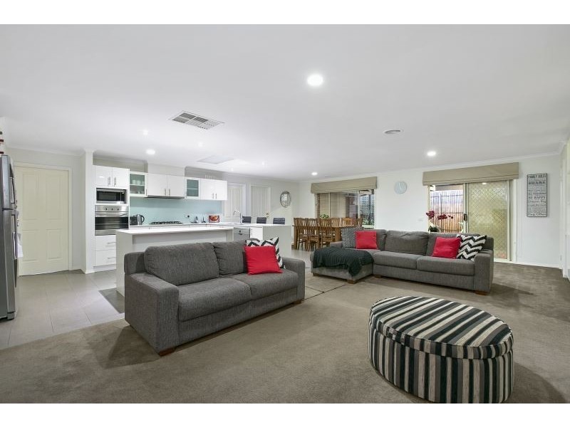 11 Hazeldene Place, Langwarrin VIC 3910