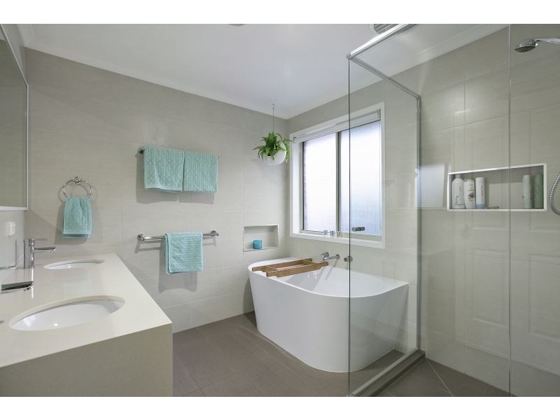 11 Hazeldene Place, Langwarrin VIC 3910