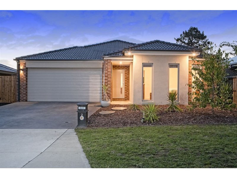 2 Bonacci Place, Langwarrin VIC 3910