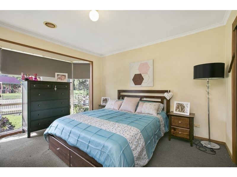 25 McGuigan Drive, Cranbourne VIC 3977