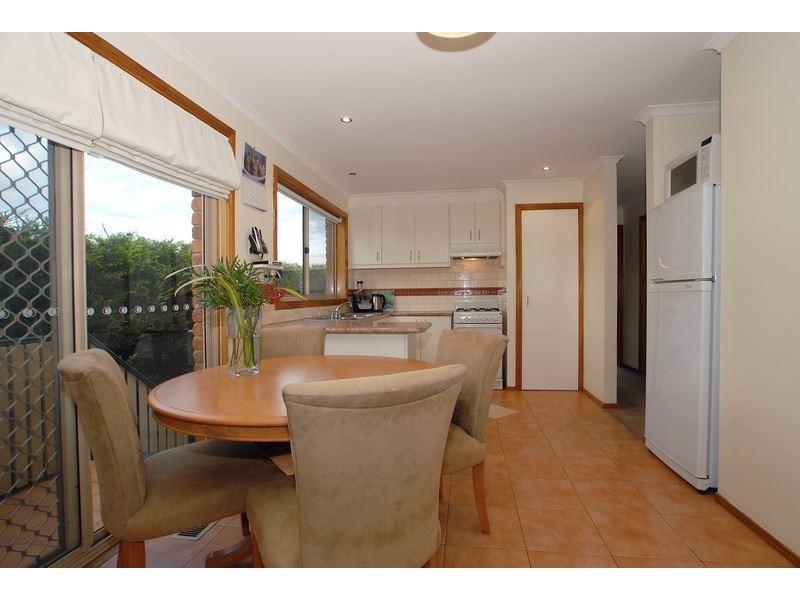 16 Julie Court, Langwarrin VIC 3910