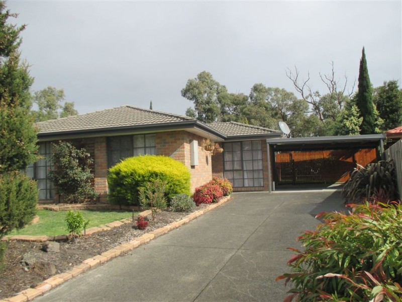 13 Chandos Place, Langwarrin VIC 3910