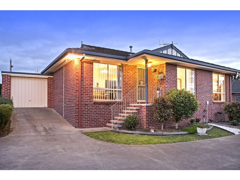 14/2 Allington Place, Langwarrin VIC 3910