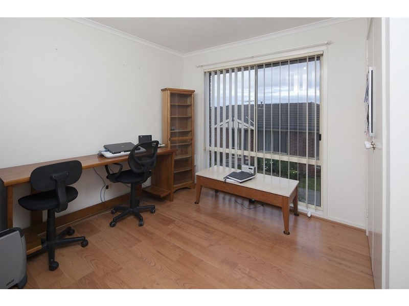 14/2 Allington Place, Langwarrin VIC 3910