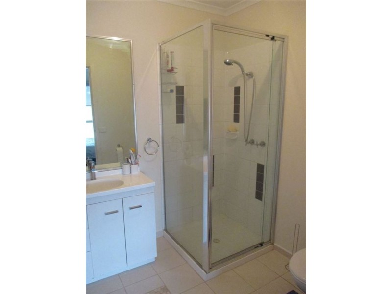 6 Windella Grove, Skye VIC 3977