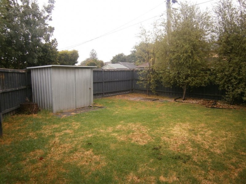 1/16 Nursery Avenue, Frankston VIC 3199