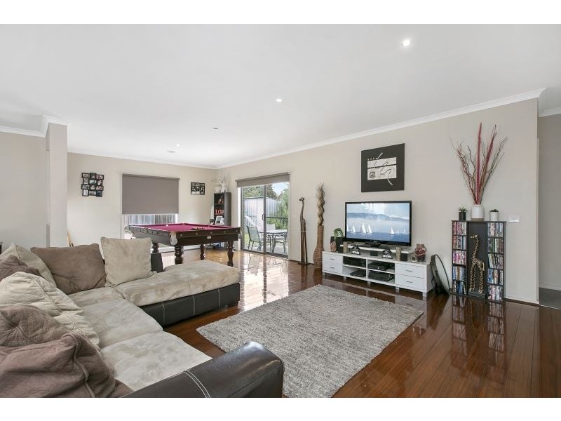 1/5 Serra Close, Langwarrin VIC 3910