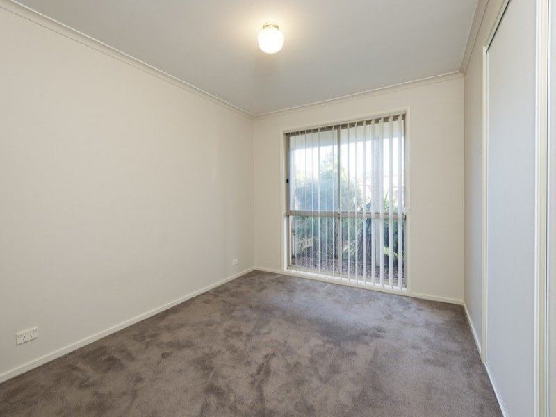 16 Downs Road, Seaford VIC 3198