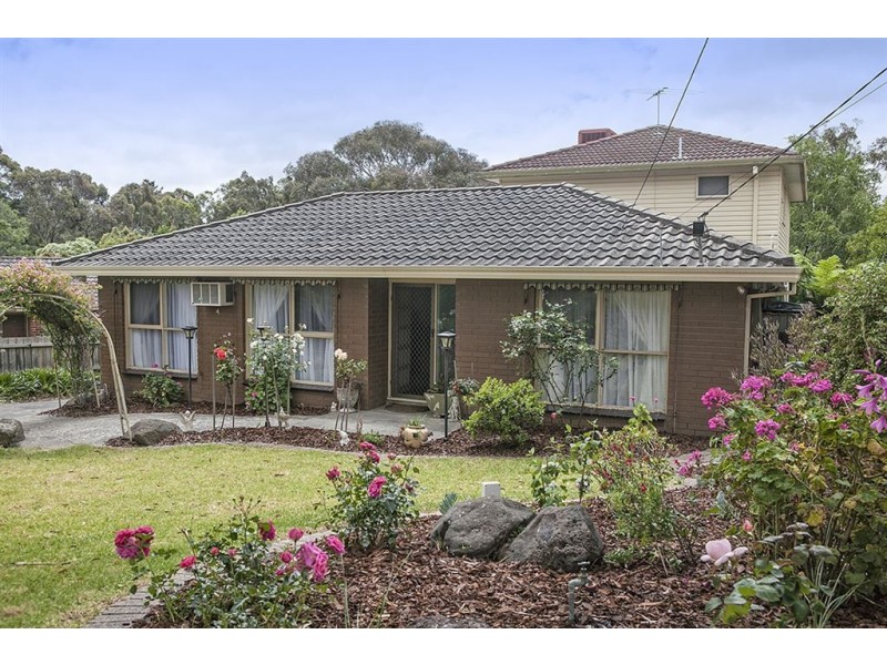 4 Catherine Court, Langwarrin VIC 3910