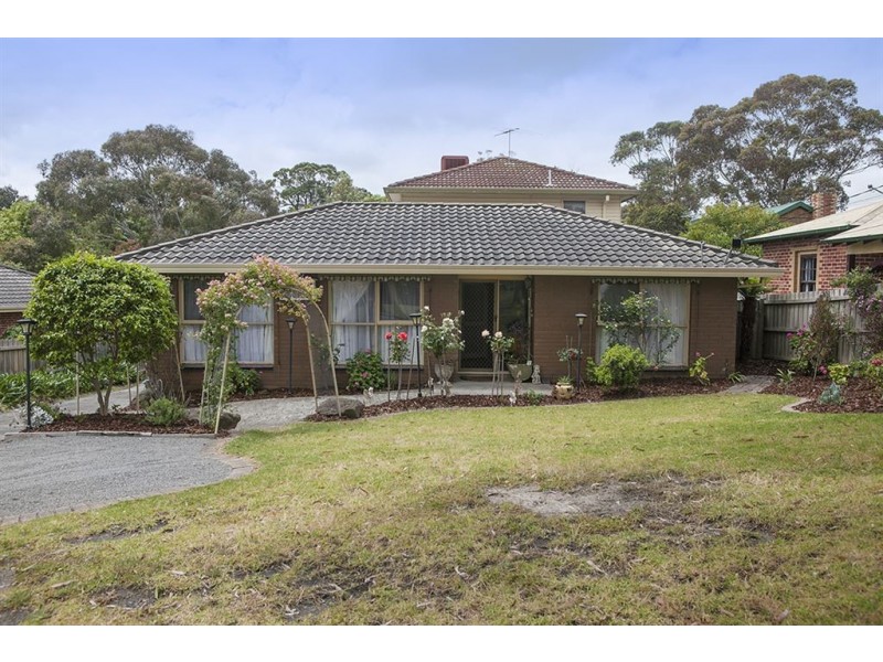 4 Catherine Court, Langwarrin VIC 3910