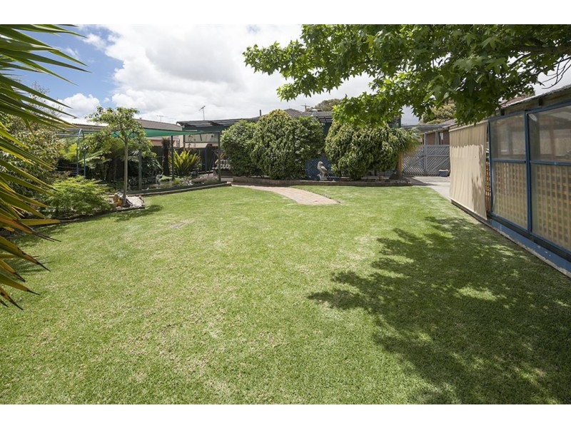 86 Clairmont Avenue, Cranbourne VIC 3977
