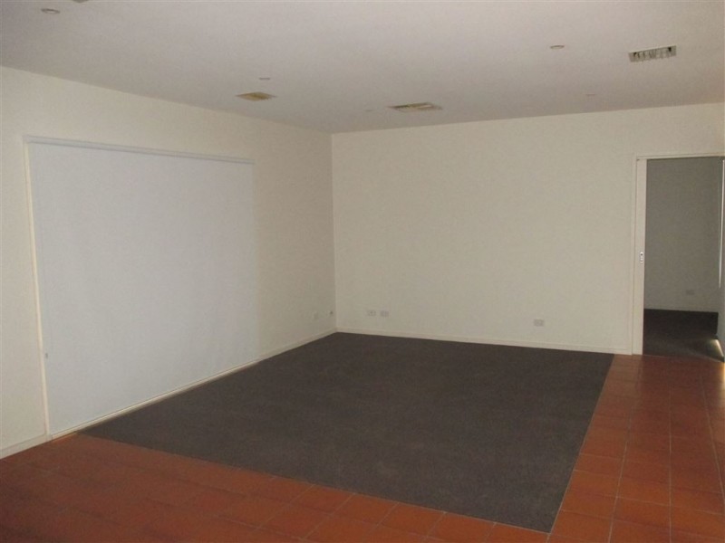 4 Roselands Court, Langwarrin VIC 3910