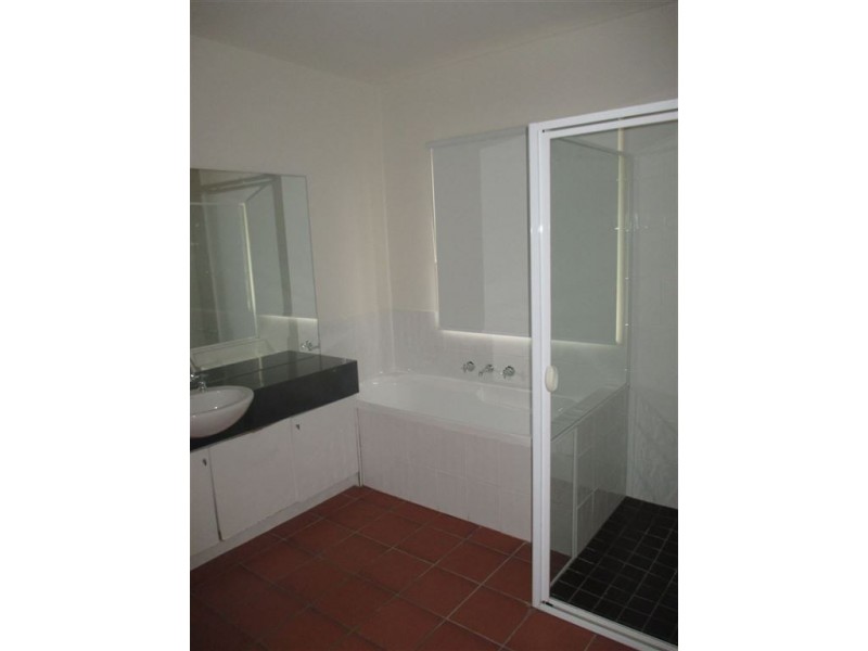 4 Roselands Court, Langwarrin VIC 3910