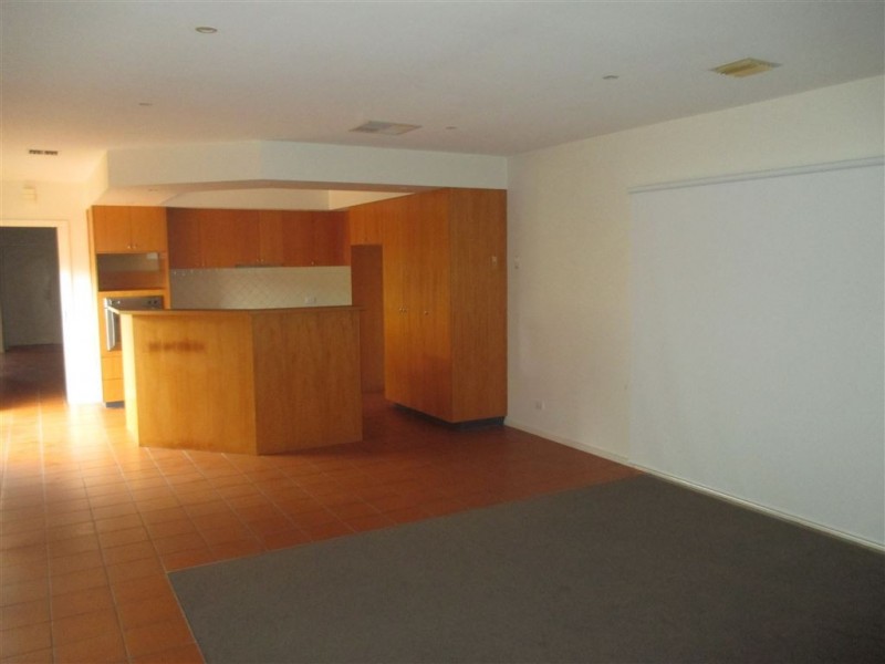 4 Roselands Court, Langwarrin VIC 3910