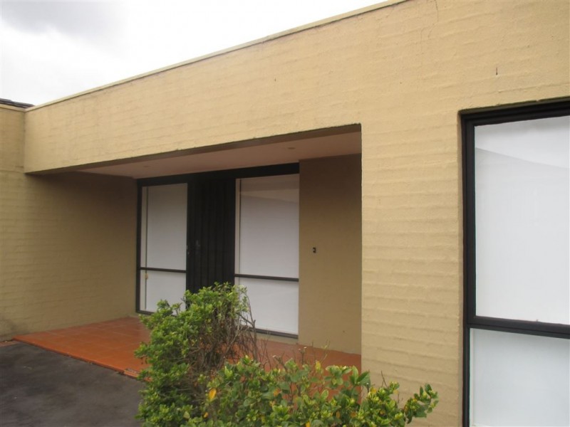 4 Roselands Court, Langwarrin VIC 3910