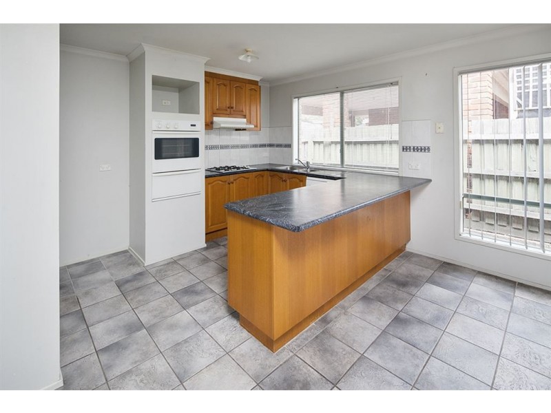 33 Jarman Drive, Langwarrin VIC 3910