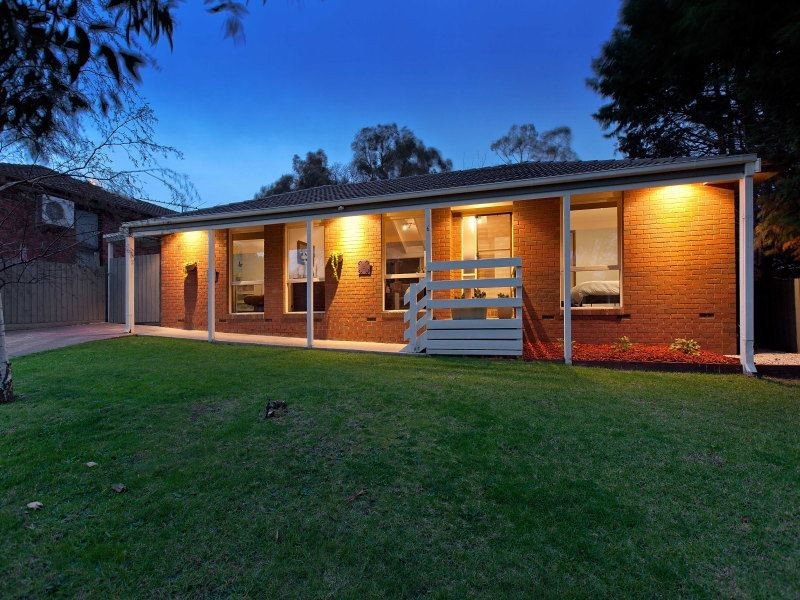6 Greenacres Court, Langwarrin VIC 3910