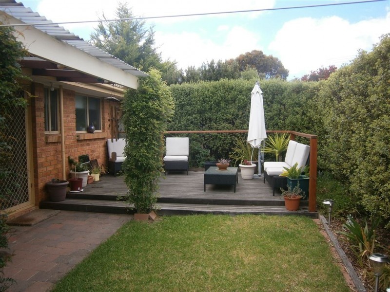 17/10 Lemnian Court, Langwarrin VIC 3910