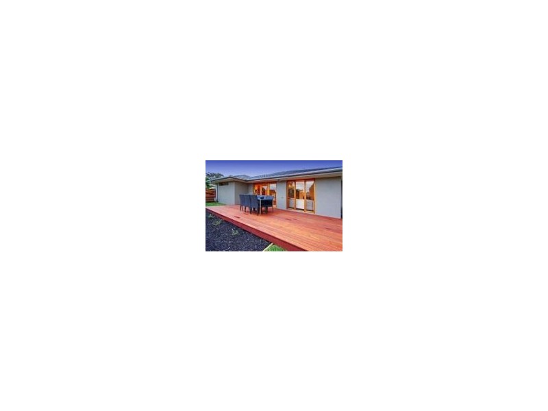 42 Larch Street, Langwarrin VIC 3910