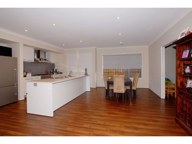 74 Huntingtower Crescent, Langwarrin VIC 3910