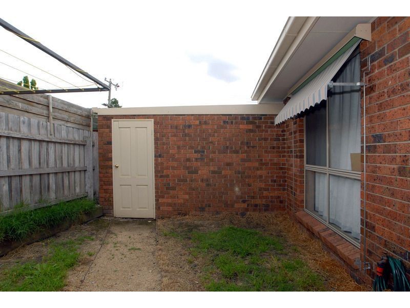 2/4 Maxwell Court, Langwarrin VIC 3910