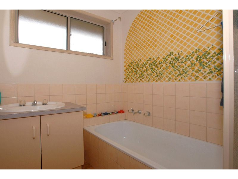 2/4 Maxwell Court, Langwarrin VIC 3910