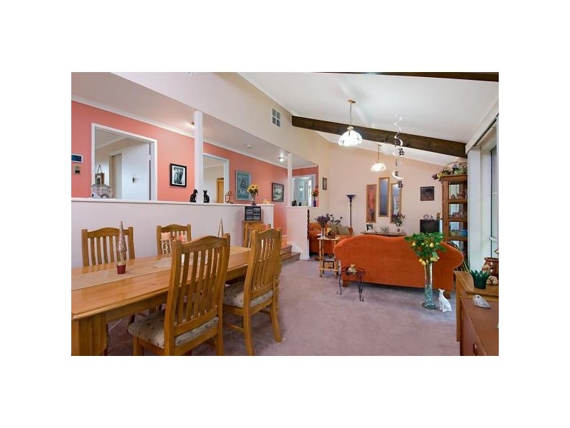 11 Jackson Drive, Langwarrin VIC 3910