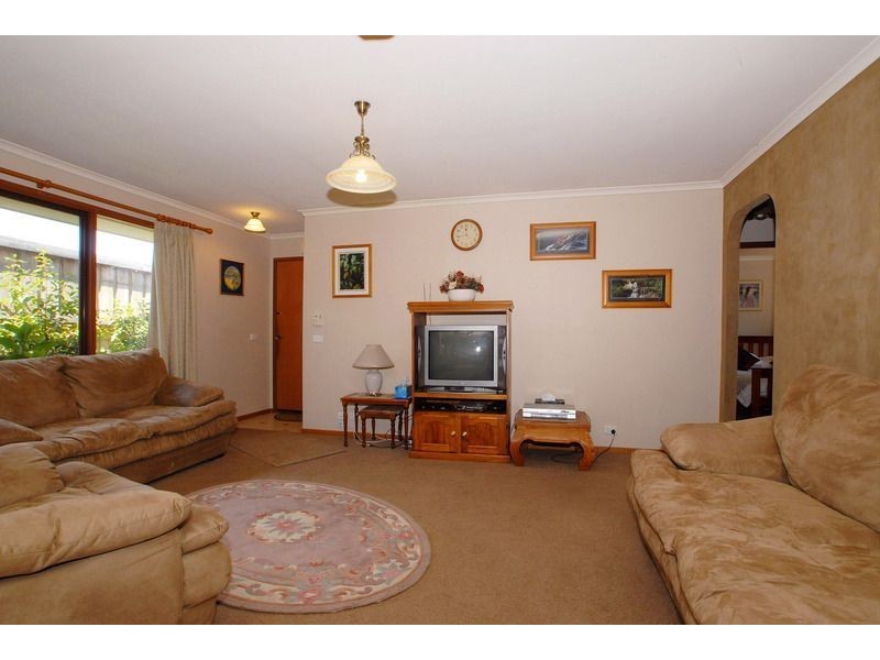 2/11-13 Cranbourne Road, Langwarrin VIC 3910