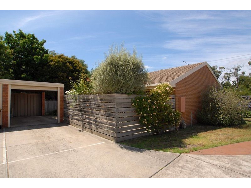 2/11-13 Cranbourne Road, Langwarrin VIC 3910